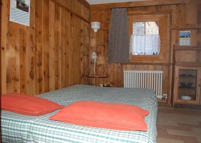 Case Gran Paradiso Villaggio Diffuso Hotel *